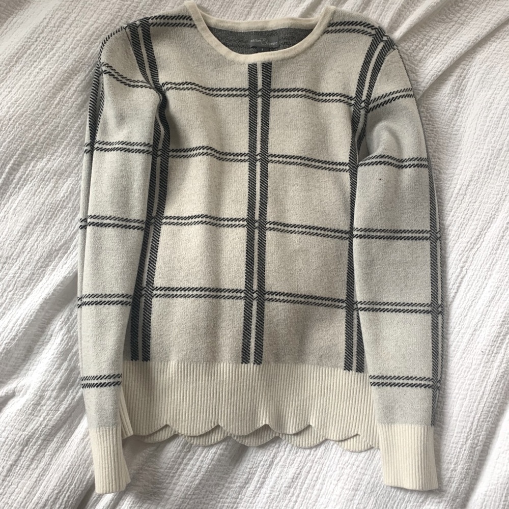Scalloped edge comfy sweater